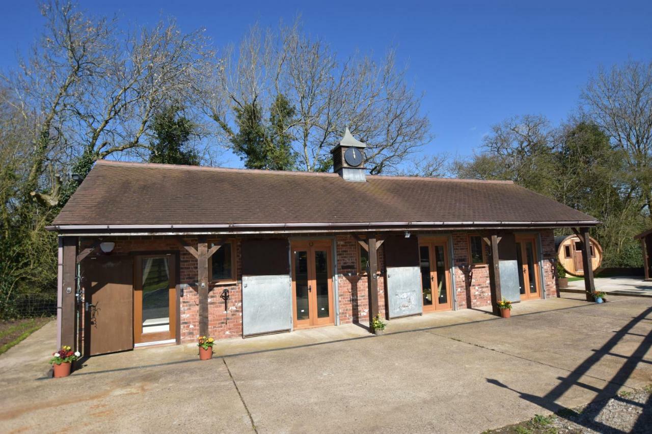 Oak Tree Stables Cottage Birmingham Esterno foto