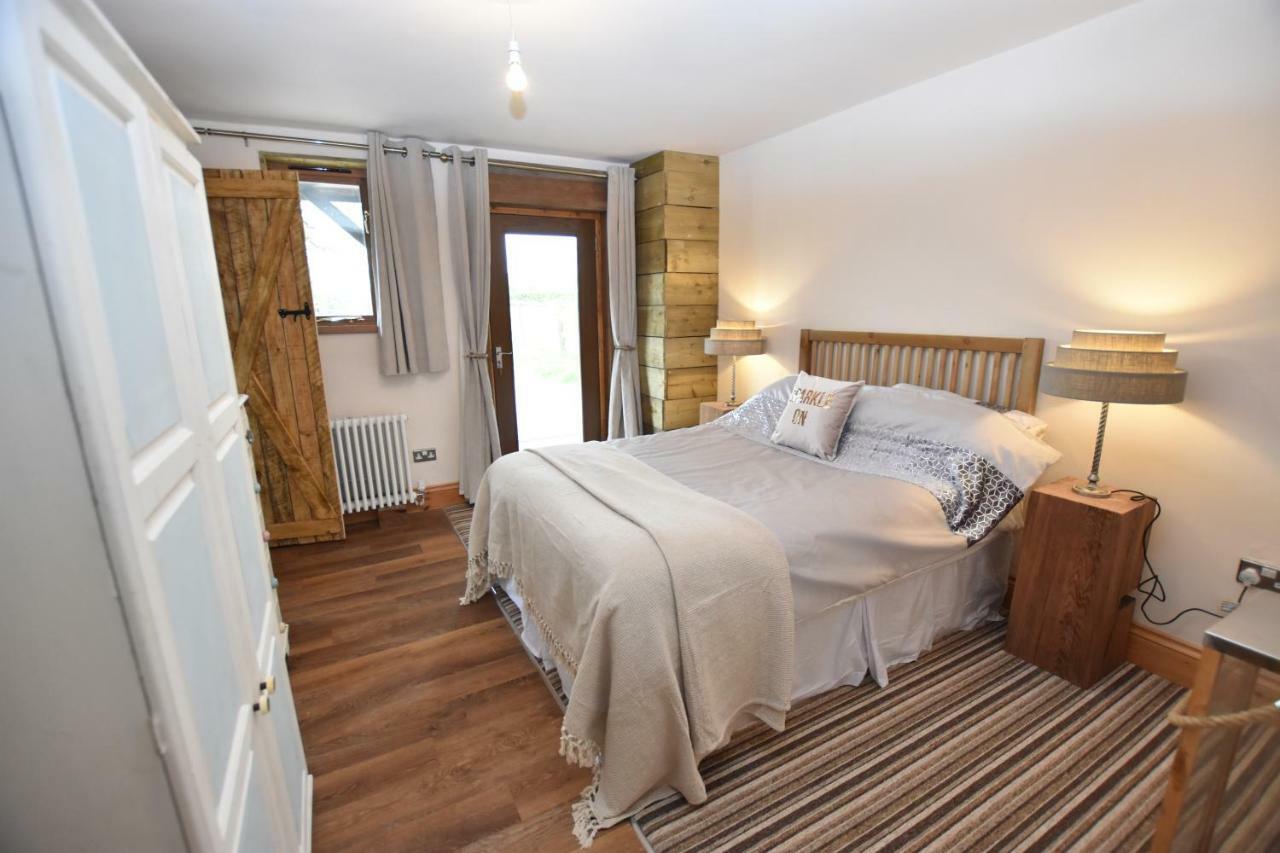 Oak Tree Stables Cottage Birmingham Esterno foto